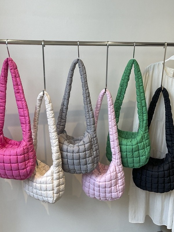 Leebya 2024 jesen-zima ženska torba s plisiranim dizajnom i oblacnim uzorkom, srednja veličina, za rame ili crossbody