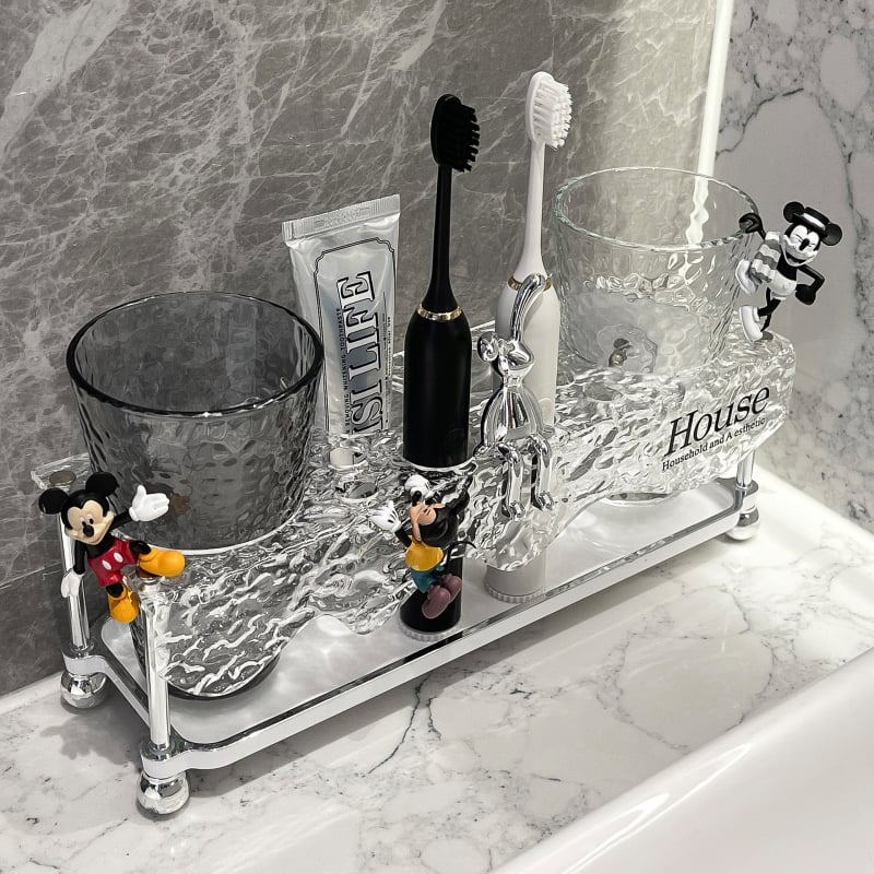 Suport elegant pentru periute de dinți, cu suport pentru periuța electrică și pahare pentru clătire în baie
