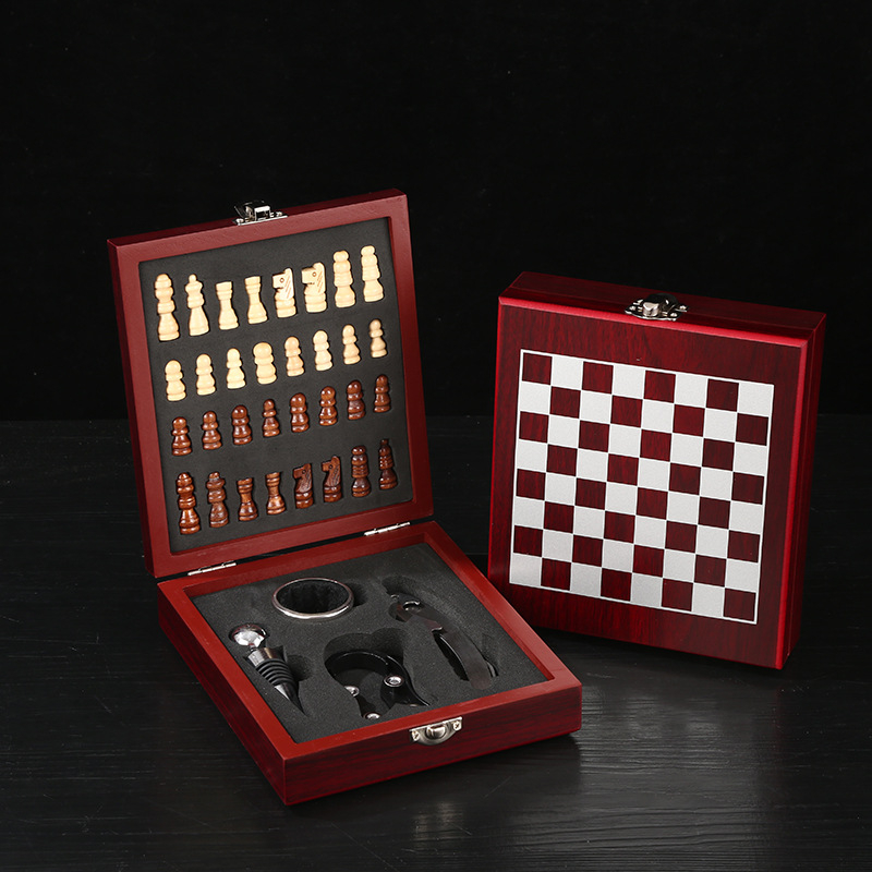 Seahorse Knife — set deschizător vin în cutie cadou şah