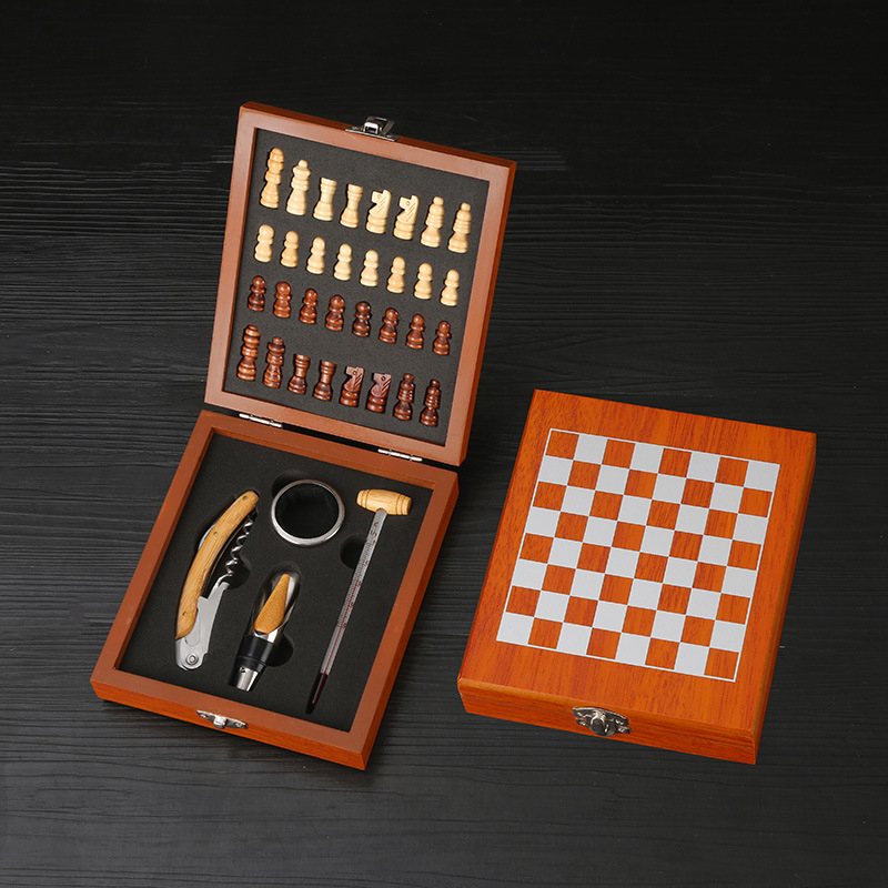 Seahorse Knife — set deschizător vin în cutie cadou şah