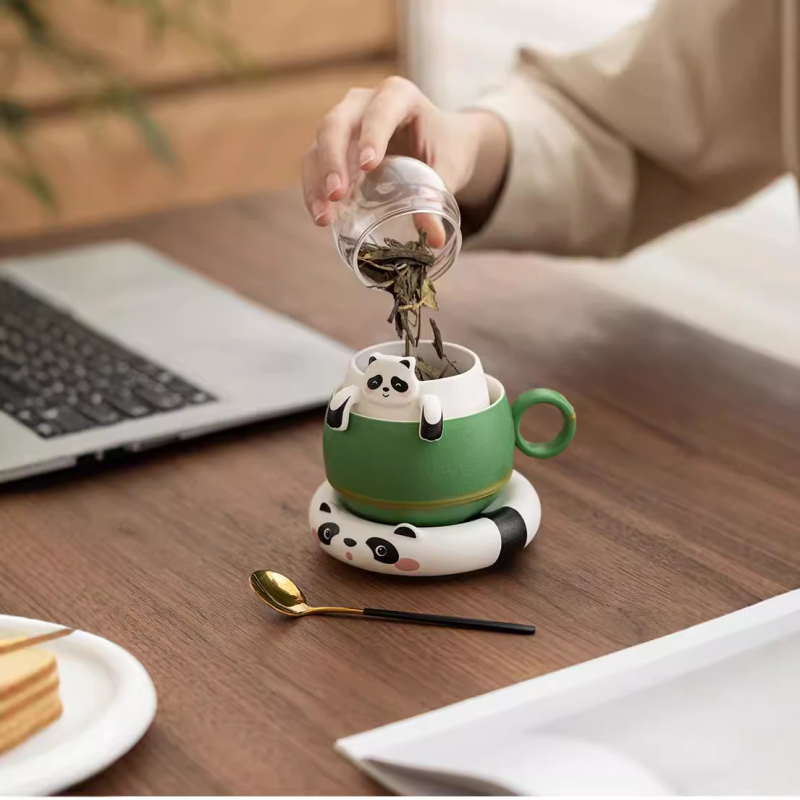 Set Panda cafea cu ceașcă, farfuriu și linguriță, ceramică de înaltă calitate