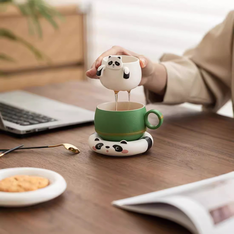 Set Panda cafea cu ceașcă, farfuriu și linguriță, ceramică de înaltă calitate