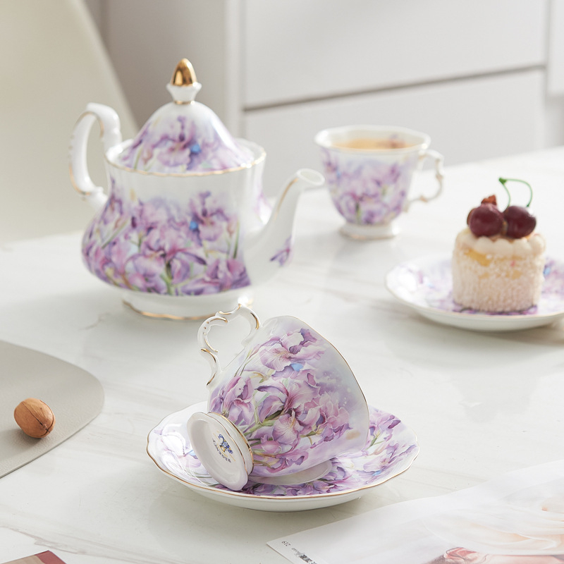 Set cafea din porțelan cu os și farfurioară, ceașcă de ceai de după-amiază delicată, ceramică vintage, stil retro ușor luxos