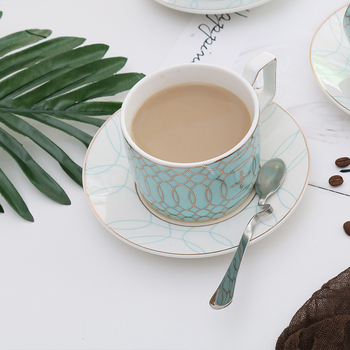 Set Nordic minimalist de cești și farfurioare din ceramică pentru cafea, acasă și la birou