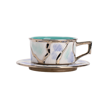 Set ceramic de cești de cafea și farfurioare, în stil european, latte art