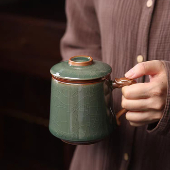 Cană ceramică pentru ceai cu separare ceai-apă, set de ceai pentru birou în cutie cadou