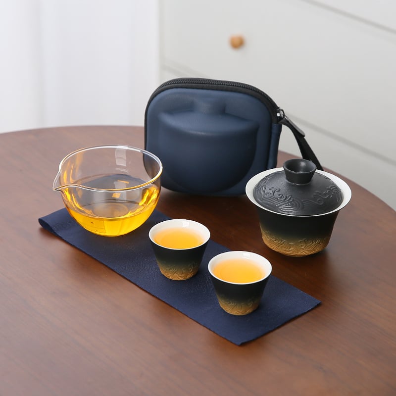 Set de ceai ceramic cu relief, stil retro, portabil, pentru camping în aer liber — un ceainic și două cești