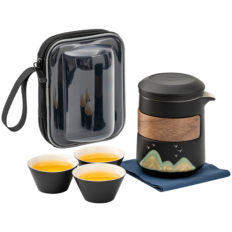 Set ceramic de ceai pentru călătorii, camping – o ceainică și trei cești, stil vintage, cadou cu siglă