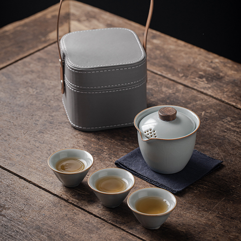 Set Gongfu de ceai ceramic cu un ceainic și trei cești, portabil pentru exterior, include separator de ceai și husă de depozitare
