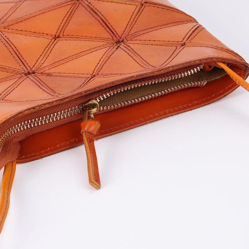 Crossbody torba od kože prvog sloja s biljnim tretmanom, ručno izrađena, svestrana ženska torba za svakodnevnu upotrebu, jednostavan minimalistički geometrijski dizajn, velika kapacita