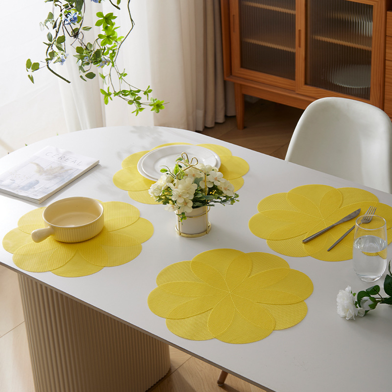 Placemat Teslin în formă de floare, izolant termic pentru masă, rezistent la temperaturi înalte, anti-arzuri pentru farfurii și cești