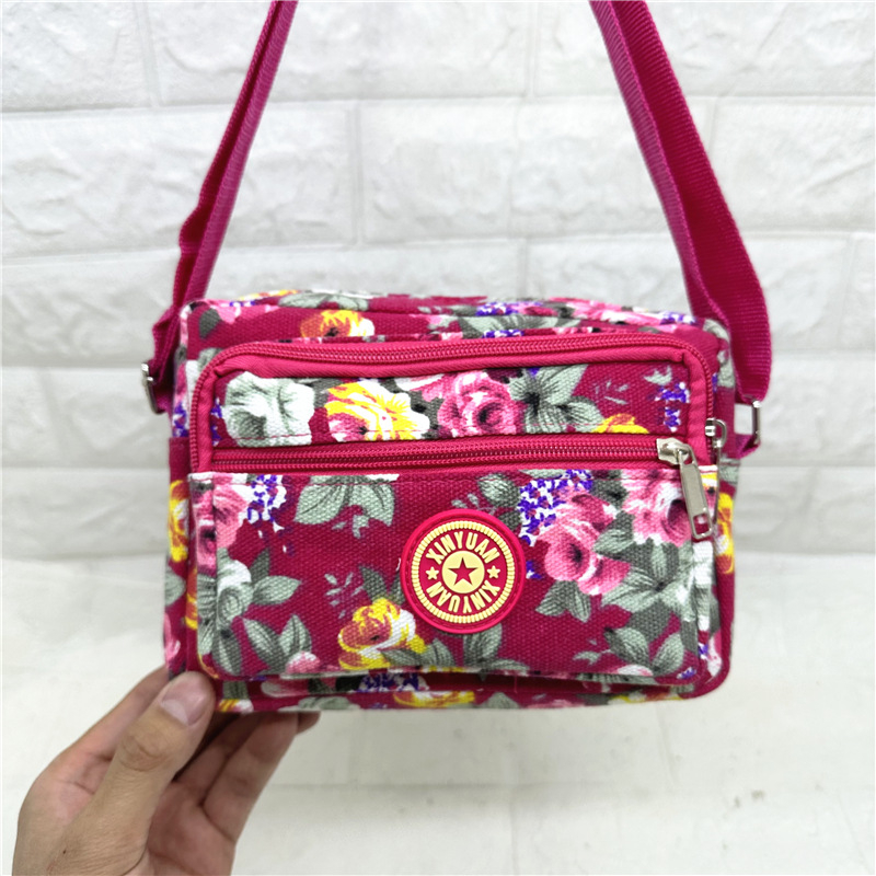 Ženska platnena torba s ružnim cvjetnim uzorom, 5 džepova, crossbody torba
