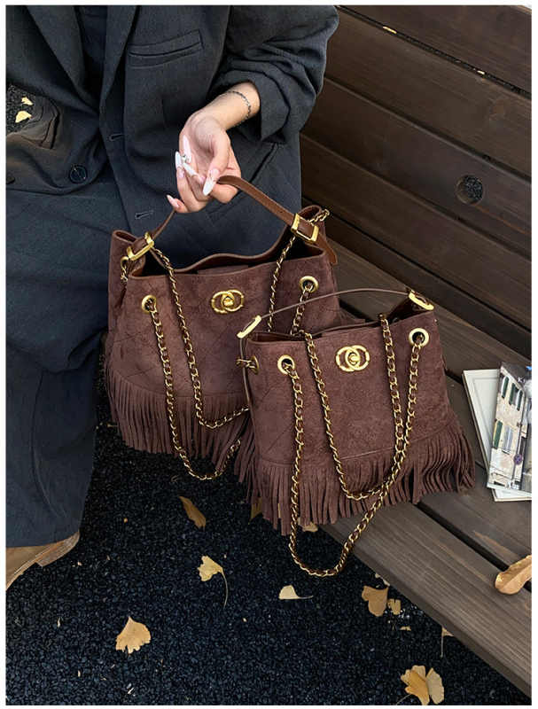Ženska torba bucket s resicama od PU velura, retro stil, crossbody, zimsko izdanje 2025, srednja veličina, podstava poliester
