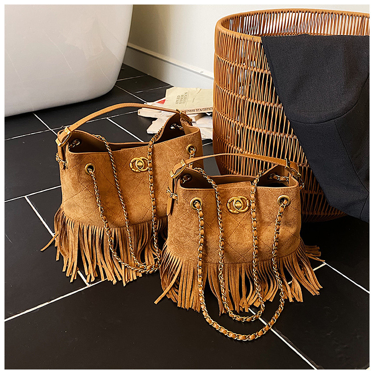 Ženska torba bucket s resicama od PU velura, retro stil, crossbody, zimsko izdanje 2025, srednja veličina, podstava poliester