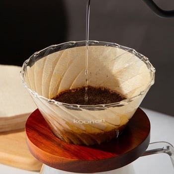 Set de cafea prin filtrare manuală, cu filtru de cafea din sticlă, cană-filtru și filtru de cafea