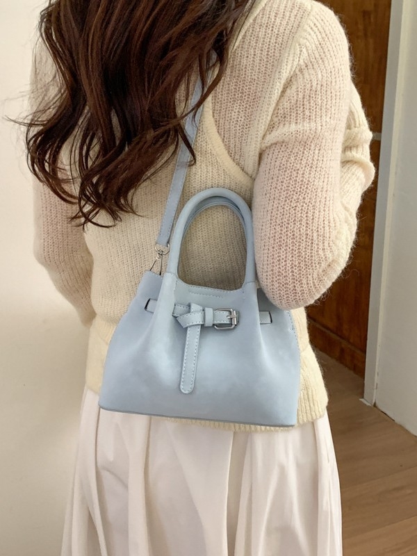 Ženska bucket torba s ručnim nošenjem i crossbody remenom, minimalistički dizajn, korejski stil 2026, visokokvalitetna, svakodnevna torba