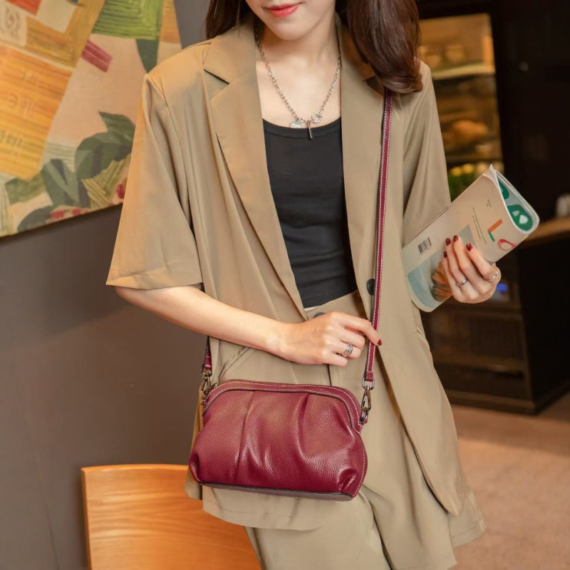 Ženska torbica od prve slojevne teleće kože, Cloud Dumpling stil, crossbody s tri remena, velika kapaciteta