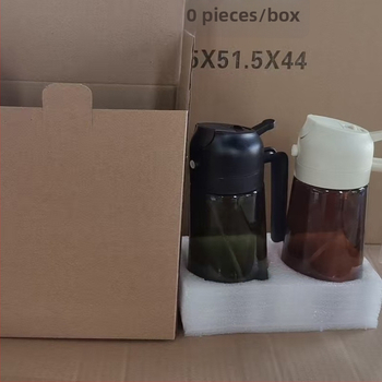 Recipient de ulei din sticlă, 470 ml, cu pulverizator și logo imprimat