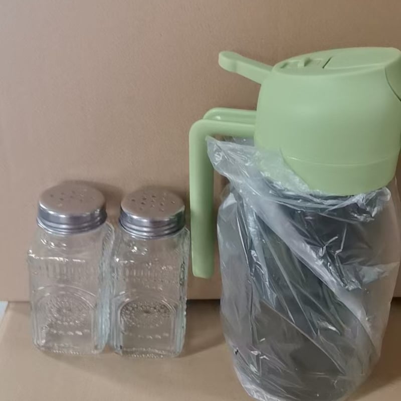 Recipient de ulei din sticlă, 470 ml, cu pulverizator și logo imprimat