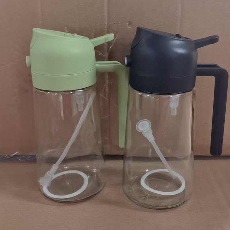 Recipient de ulei din sticlă, 470 ml, cu pulverizator și logo imprimat