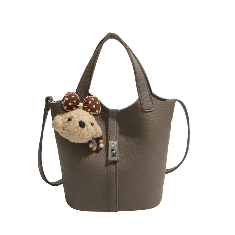Ženska torbica s uzorkom liči, luksuzni stil, 2026 novi model, sladak stil, bucket torba za rame ili crossbody