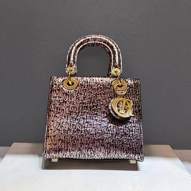 Premium prava koža s uzorom nojeve kože, ženska torbica za rame i crossbody, Diana stil, nova kolekcija 2025, svestran modni dodatak