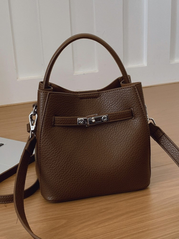 Vintage bucket torba za žene, jesen-zima 2026, modernog stila, visoke kvalitete, crossbody