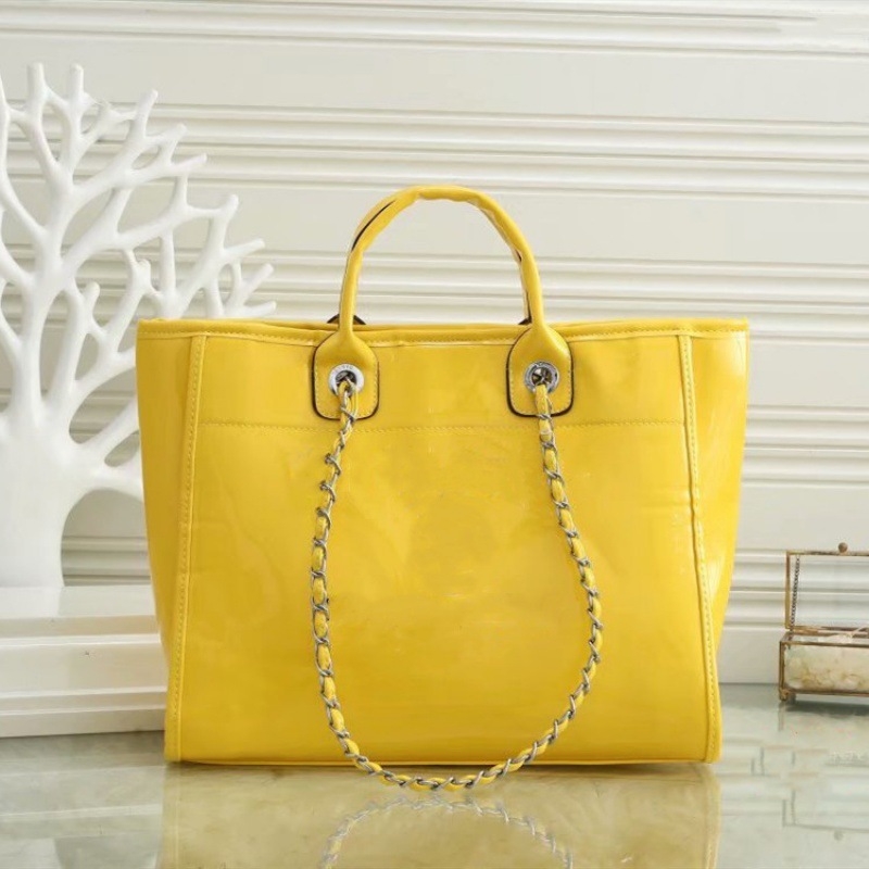 Ženska torba od patentirane kože s crossbody remenom, velika kapaciteta, izvezeni motivi