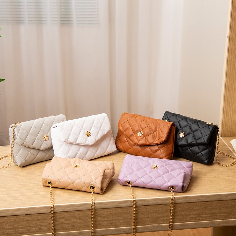 Modna ženska quiltirana mala kvadratna crossbody torba s lancem – ljeto 2022, cvjetni motiv