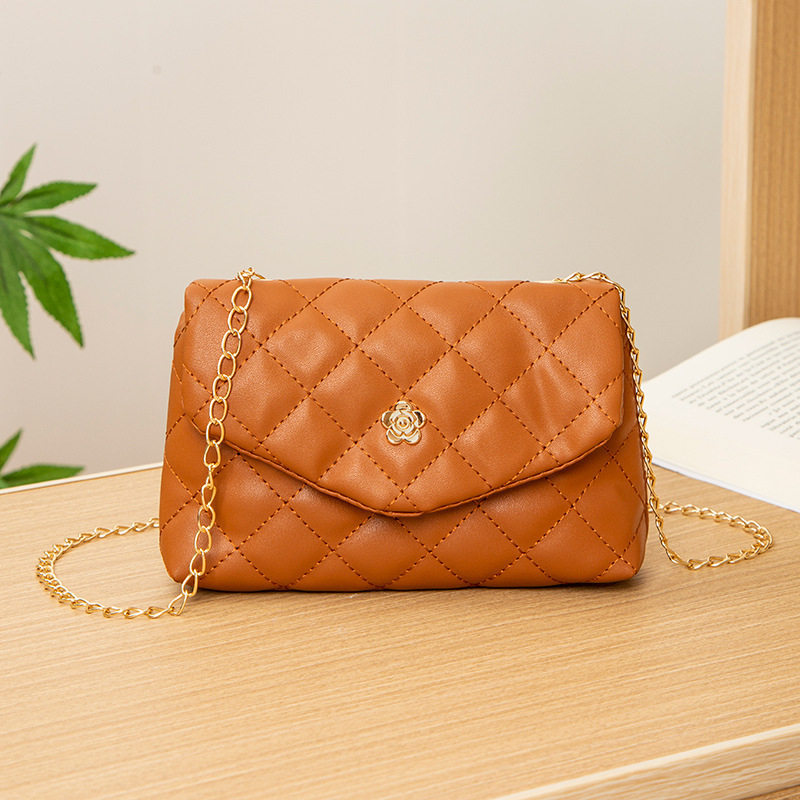 Modna ženska quiltirana mala kvadratna crossbody torba s lancem – ljeto 2022, cvjetni motiv