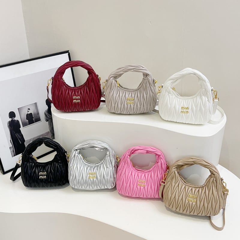 2025 Popularna dumpling torbica s plisiranom kožom janjeta, hobó stil, torba ispod pazuha s oblacima, polumjesec rameni crossbody ženska torba