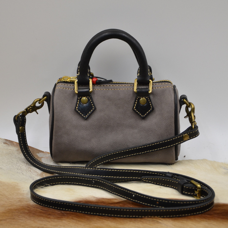 Ručno izrađena kožna crossbody torba s rastlinskim tretmanom kože, mini Boston stil, torba za mobitel, svakodnevna upotreba