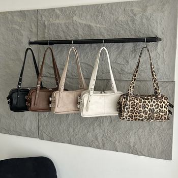 Ženska torbica Boston s oblikom jastuka, velika kapaciteta, PU koža, crossbody ili na rame