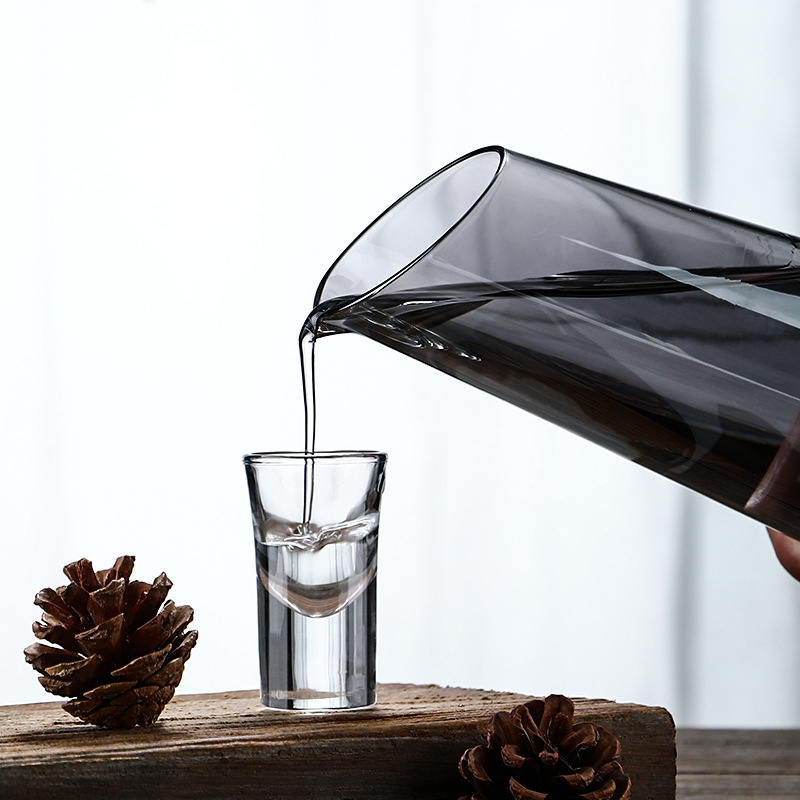 Decantor în stil japonez din cristal pentru vin și cocktailuri, capacitate 501–600 ml