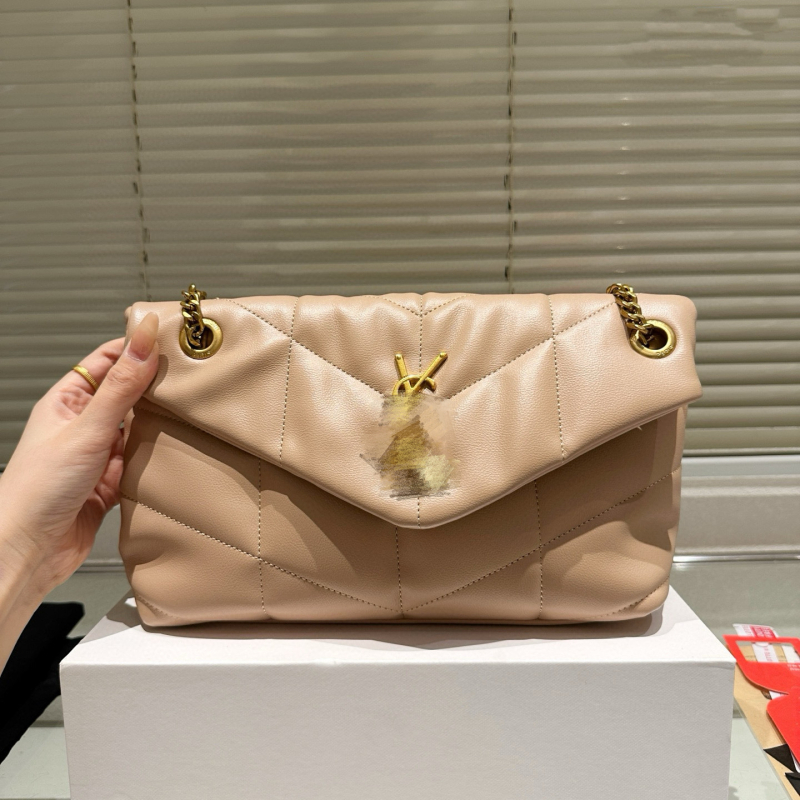 Prešivana kožna crossbody torba s lančanim remenom, velika kapaciteta, messenger stil