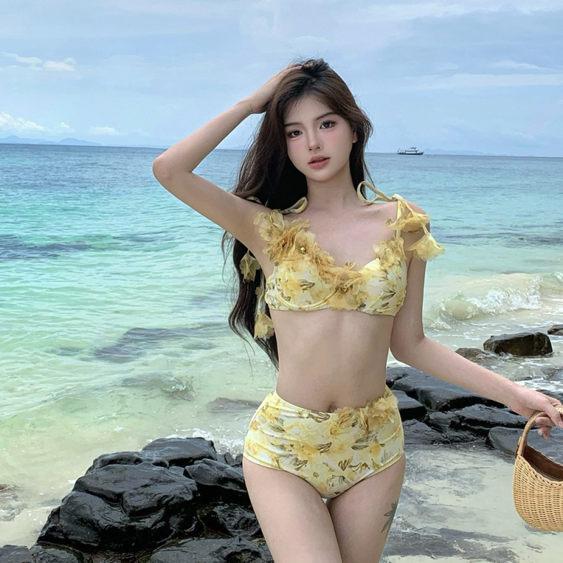 Ženski bikini s visokim strukom, cvjetnim uzorkom i dugom plažnom suknjom – set
