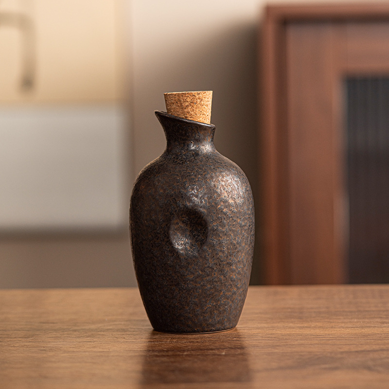 Recipient ceramic pentru sake în stil japonez, design vintage, dispenser de băuturi și pahare pentru shochu