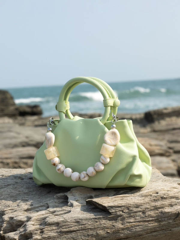 Nova meka Fufu Cloud torba, 2026. godina — trend cloud torba za svakodnevna putovanja i casual nošenje, s jednom naramenicom i crossbody stilom
