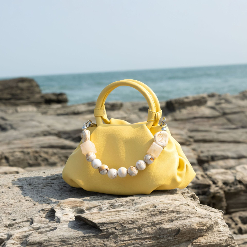Nova meka Fufu Cloud torba, 2026. godina — trend cloud torba za svakodnevna putovanja i casual nošenje, s jednom naramenicom i crossbody stilom