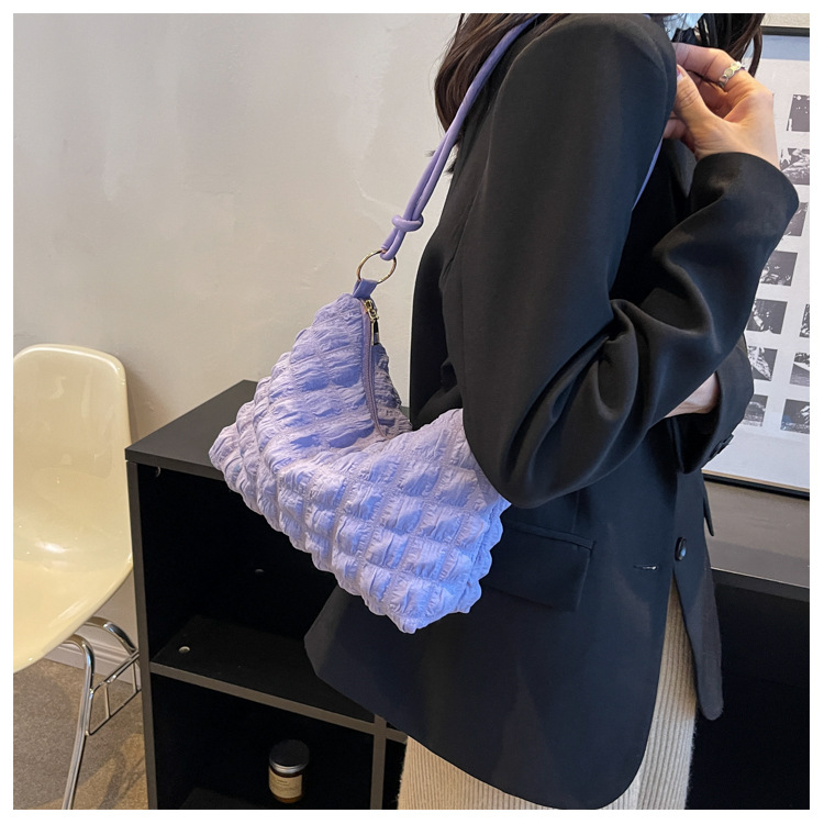Ženska Dumpling Bag s dizajnom Cloud Bubble, svila tekstura, lagana svakodnevna crossbody torba