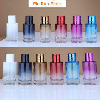 Farebné sklenené fľaštičky na parfum so rozprašovacím uzáverom, zvislé pruhy, 30 ml / 50 ml