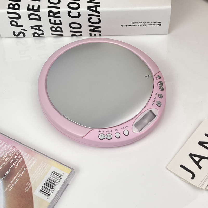 Портативен Bluetooth CD плеър със антишокова защита за слушане на CD и повторение при изучаване на английски