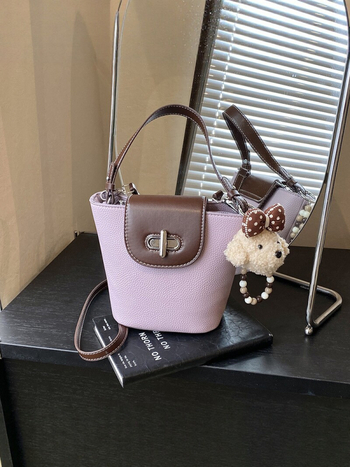 Retro torba-kofa s privjeskom medvjedić za žene, mala PU kožna crossbody torba, stil Miu, proljeće 2026
