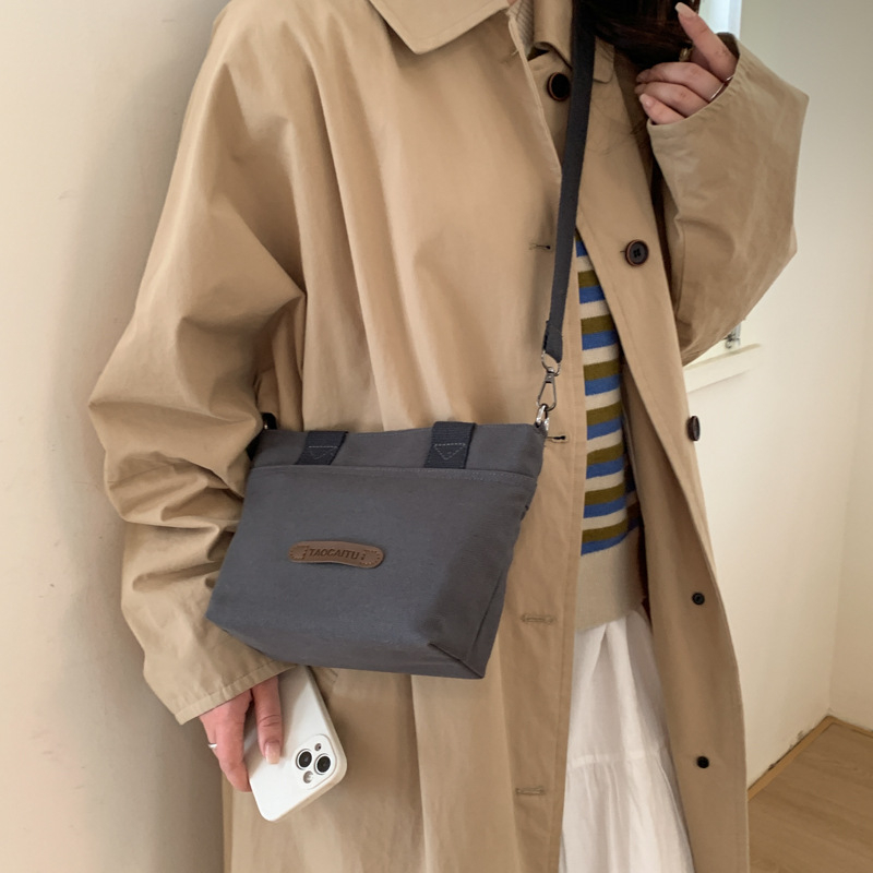Platnena torba u korejskom stilu za žene, minimalistička jednobojna, svestrana za ramenu i crossbody
