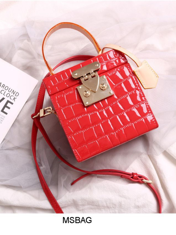 MISS SUMMER Ženska torbica od prave kože, crossbody kutija s poklopcem, proljeće 2025, retro kvadratni dizajn