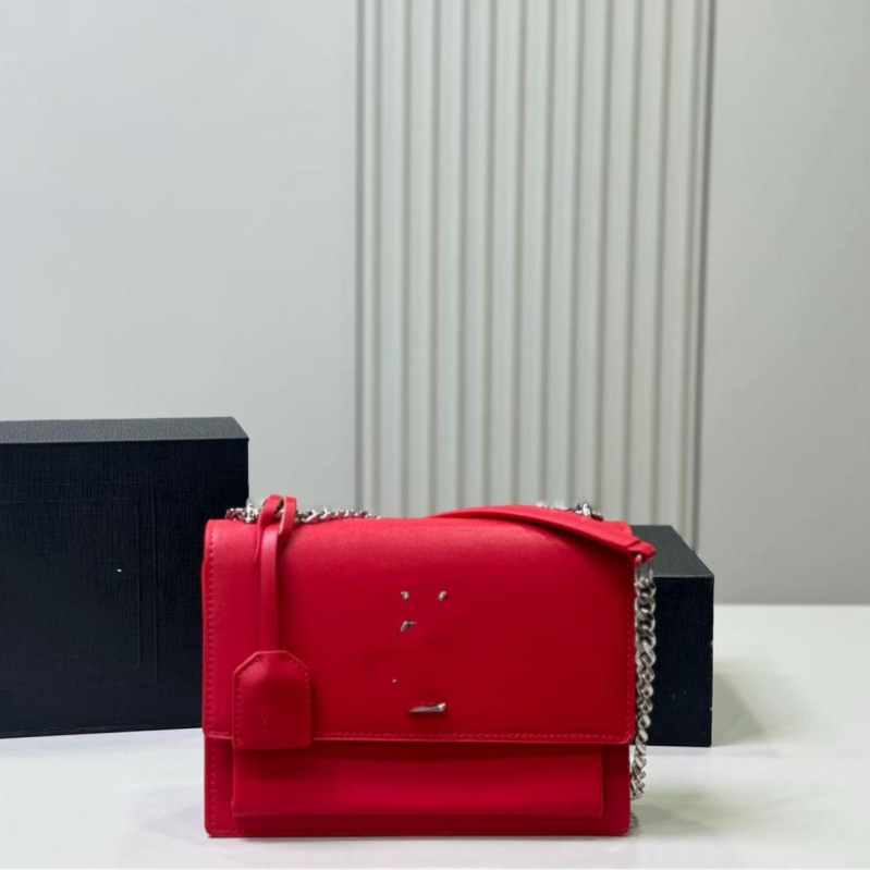 Ženska torbica od kože goveda, francuskog stila s lančanim remenom preko ramena, mala kvadratna crossbody torba