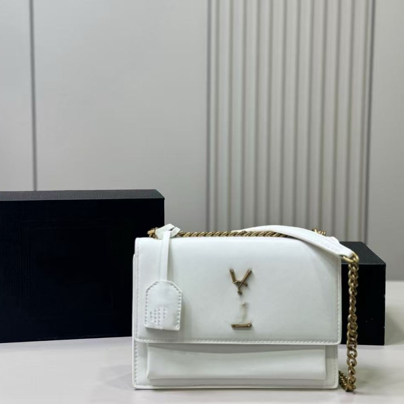 Ženska torbica od kože goveda, francuskog stila s lančanim remenom preko ramena, mala kvadratna crossbody torba