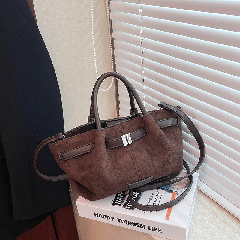 2025 modni trend: prilagođena mala kvadratna torbica za jesen/zimu, torba preko ramena i crossbody, svakodnevna retro ženska torba