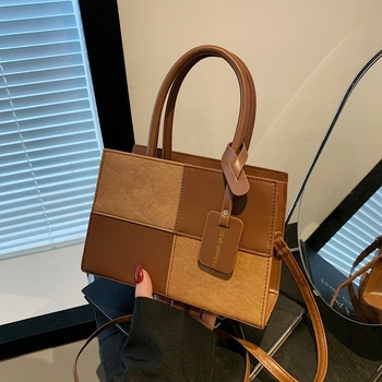 Ženska torbica s patchwork teksturom - proljeće 2025, retro svakodnevna mala kvadratna crossbody torbica