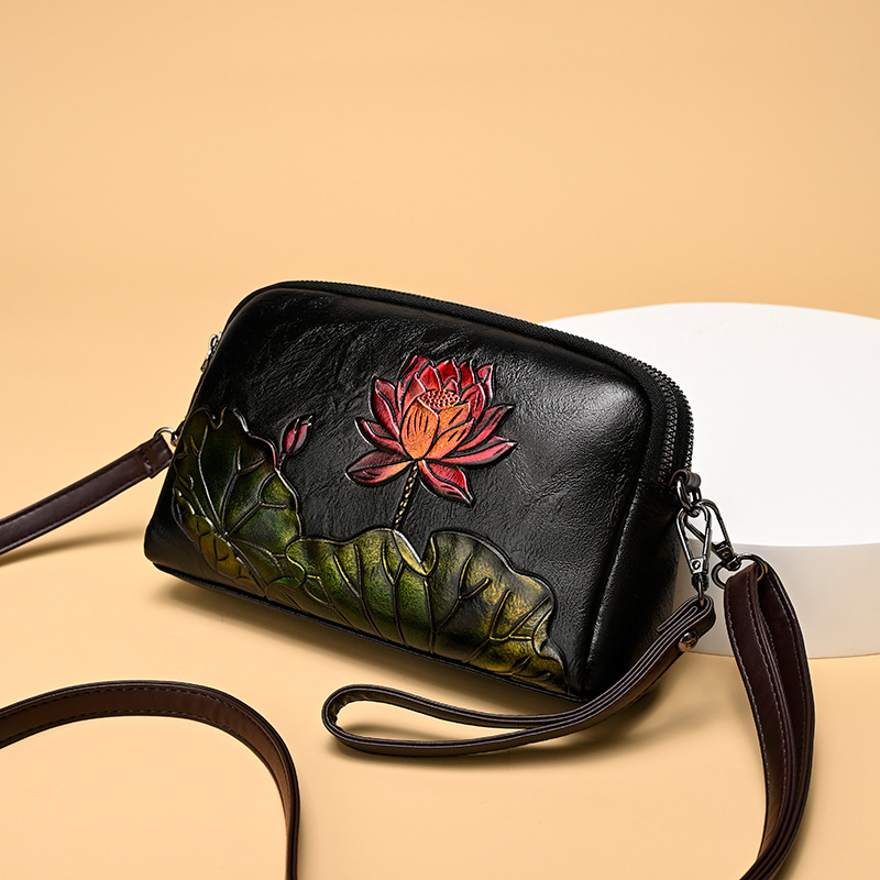 2026 etnički stil retro reljefna tekstura ženska torba, crossbody torba u nacionalnom stilu, elegantna i svestrana